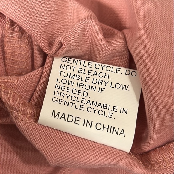 Heart Shape Graphic T-Shirt - Picture 7 of 7